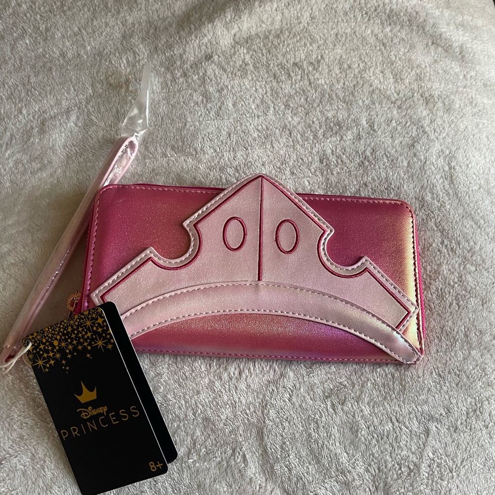 LOUNGEFLY DISNEY SLEEPING BEAUTY COSPLAY WRISLET WALLET ~ WITH TAGS~ BRAND NEW~